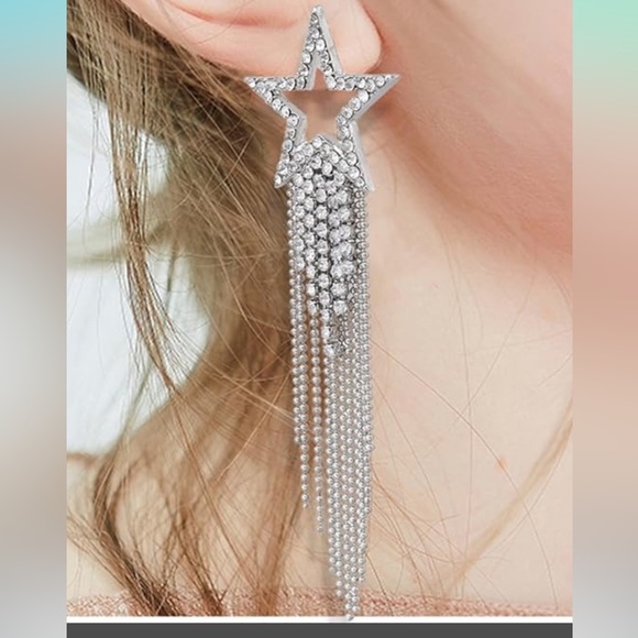 STAR EARRINGS - Picture 4 of 4